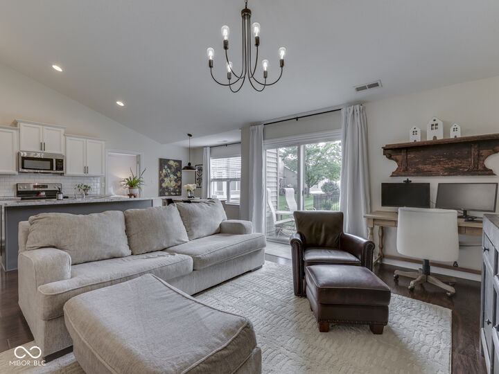 Property Photo:  551 Greenwood Trace Drive  IN 46184 