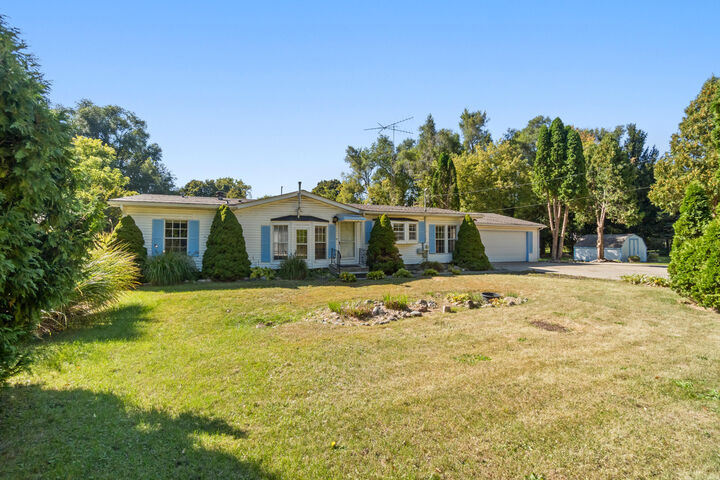 1110 N Elm Ave Avenue  Jackson MI 49202 photo