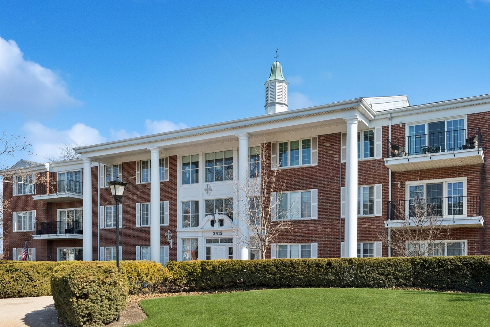 Property Photo: 3415 Vollmer Road 308 IL 60422
