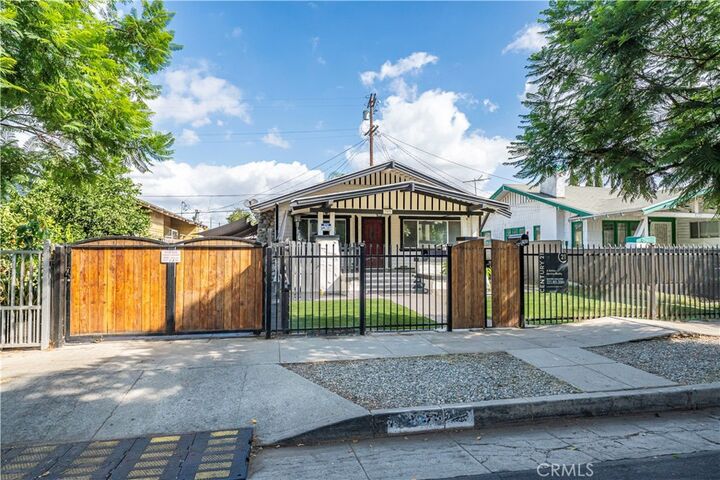 Property Photo:  765 E 52nd Place  CA 90011 