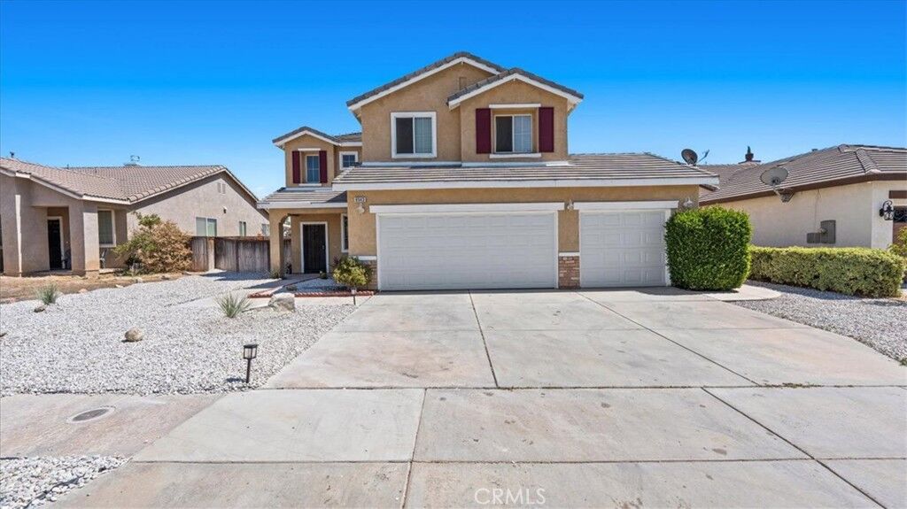 Property Photo:  8943 Hydrangea Avenue  CA 92344 