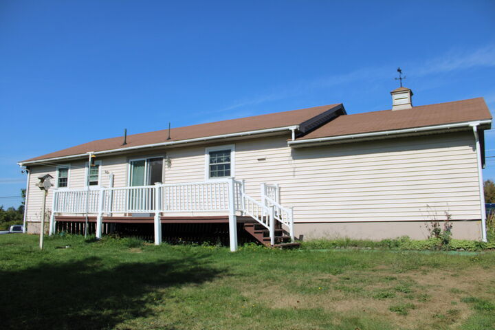 Property Photo:  130 Exeter Road  ME 04427 