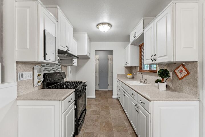 Property Photo: 2439 Rhine Way CA 95626
