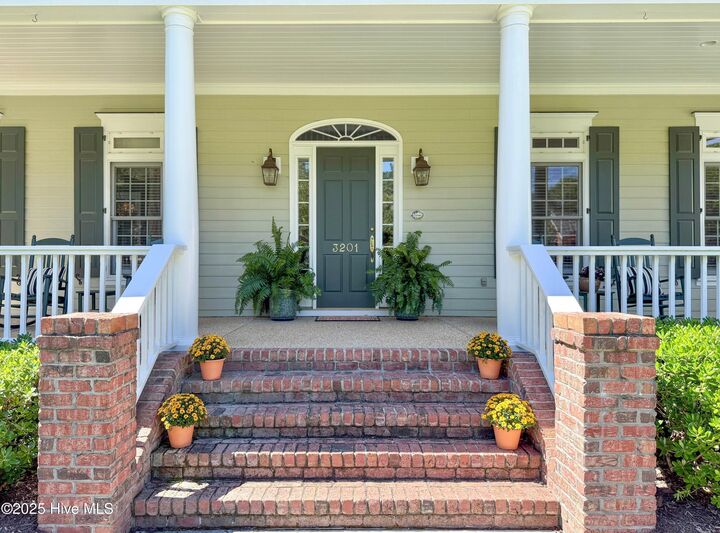 Property Photo: 3201 Rensler Court NC 28409