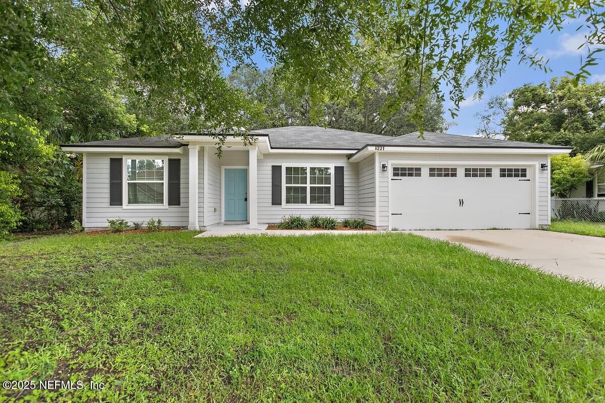 Property Photo:  8231 Hewitt Street  FL 32244 