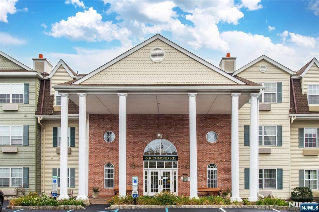 Property Photo:  6220 Richmond Road 220  NJ 07480 
