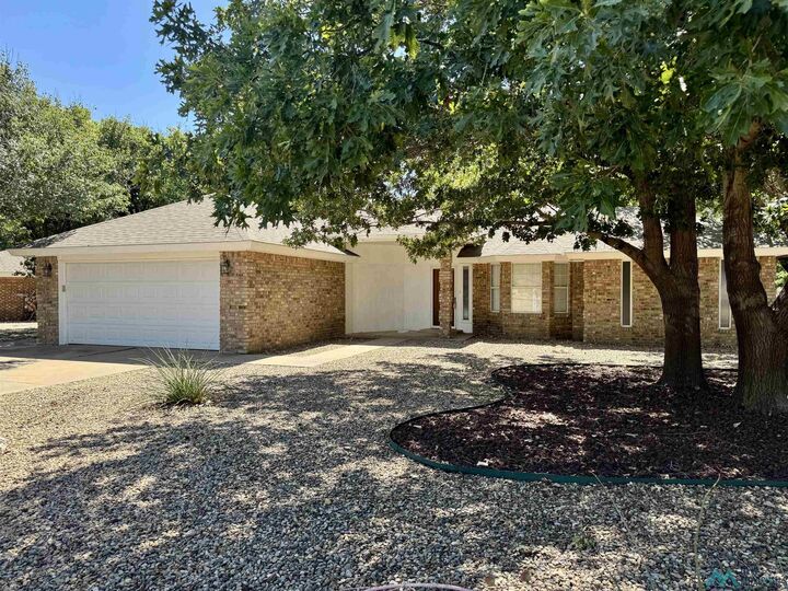 Property Photo:  2200 Fairway Terrace  NM 88101 