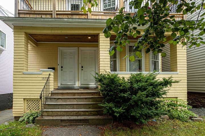 Property Photo: 1577-1579 Vernon Street NS B3H 3M8