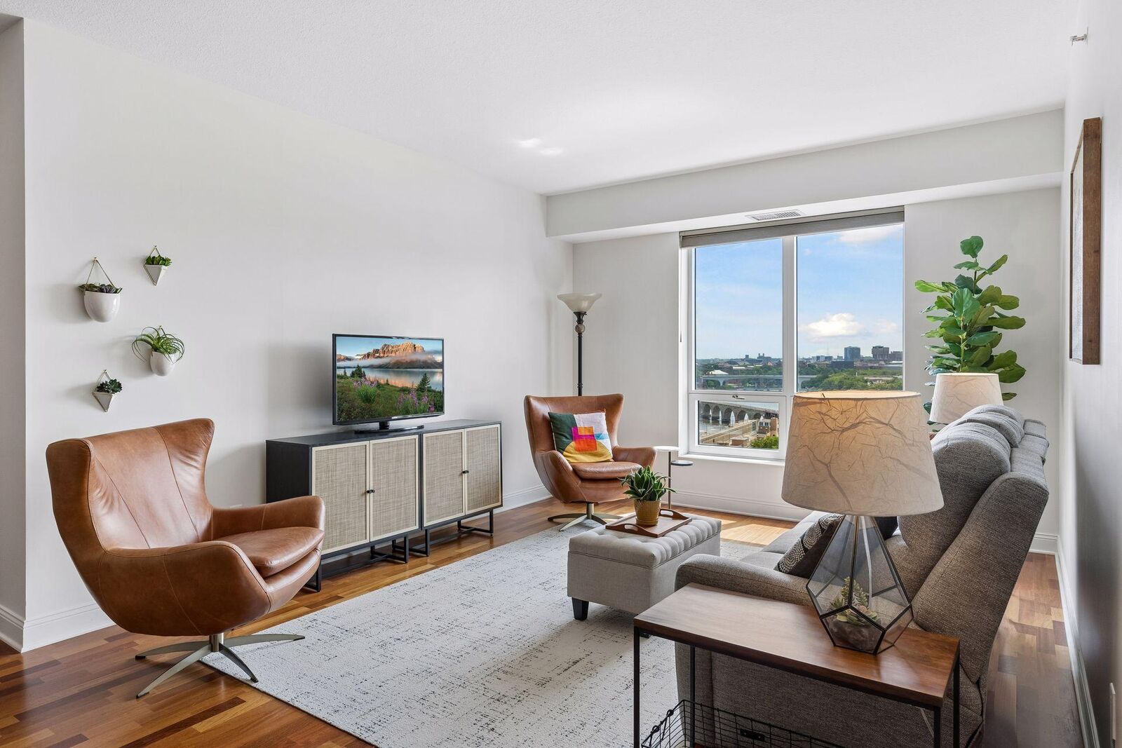 Property Photo:  100 3rd Avenue S 1101  MN 55401 