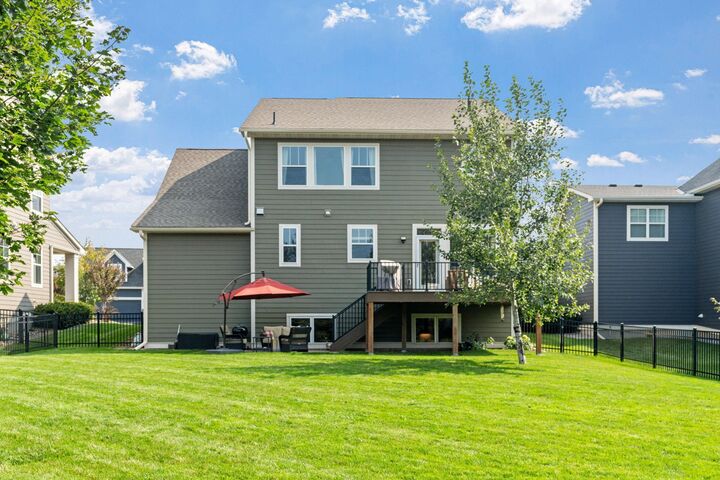 Property Photo:  16413 Envoy Way  MN 55044 