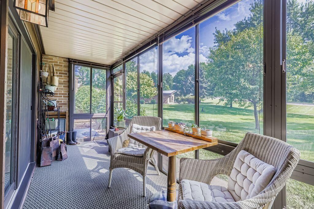 Property Photo:  2680 Oxford Street N 109  MN 55113 