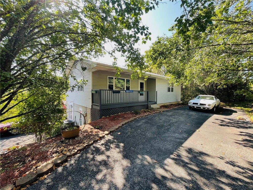 Property Photo:  48 Hickory Lane  AR 72731 