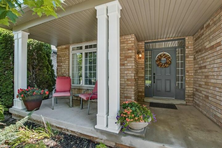 Property Photo:  4292 Sarazen Drive  ON L7M 4Y9 