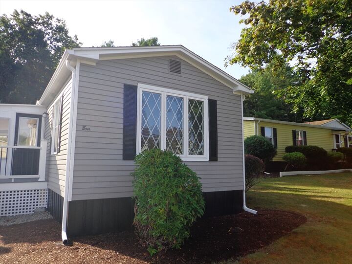 Property Photo:  4 Narragansett Drive  MA 02360 