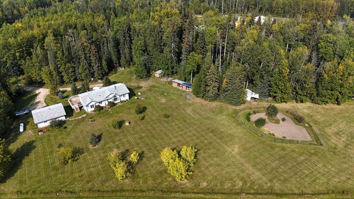 Property Photo: 54025 Range Road 180 N AB T7E 3M3
