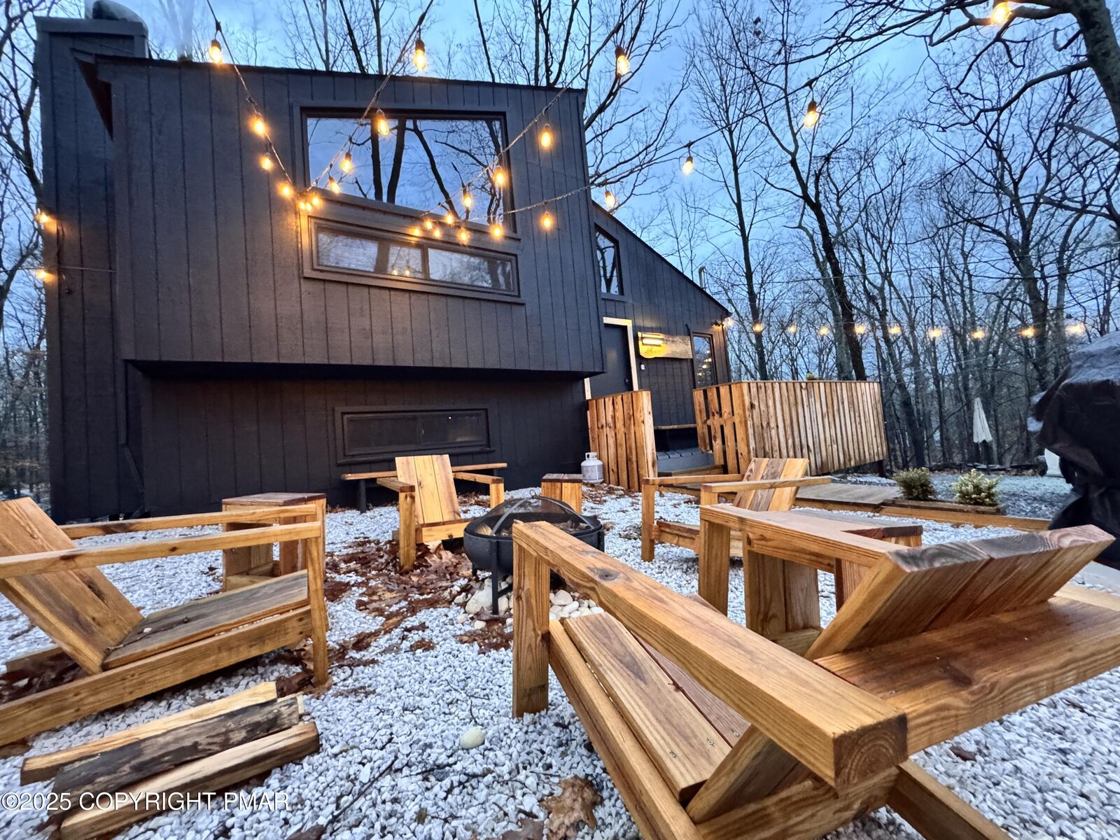 Property Photo:  261 Overlook Drive  PA 18301 