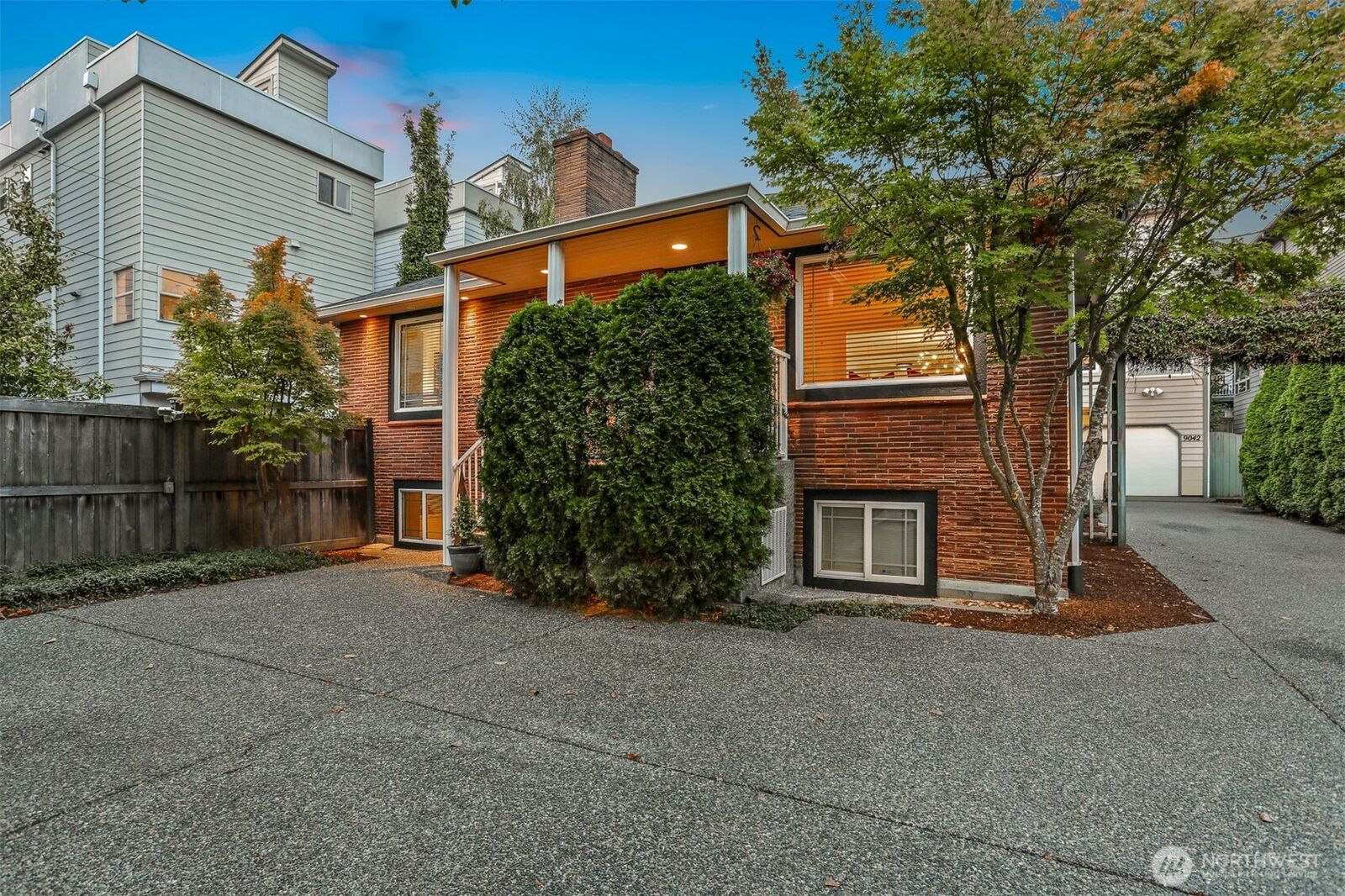 Property Photo: 9044 15th Avenue NW WA 98117