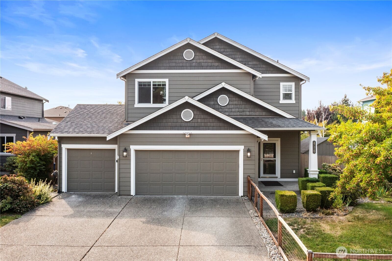 Property Photo: 436 20th Street NW WA 98371