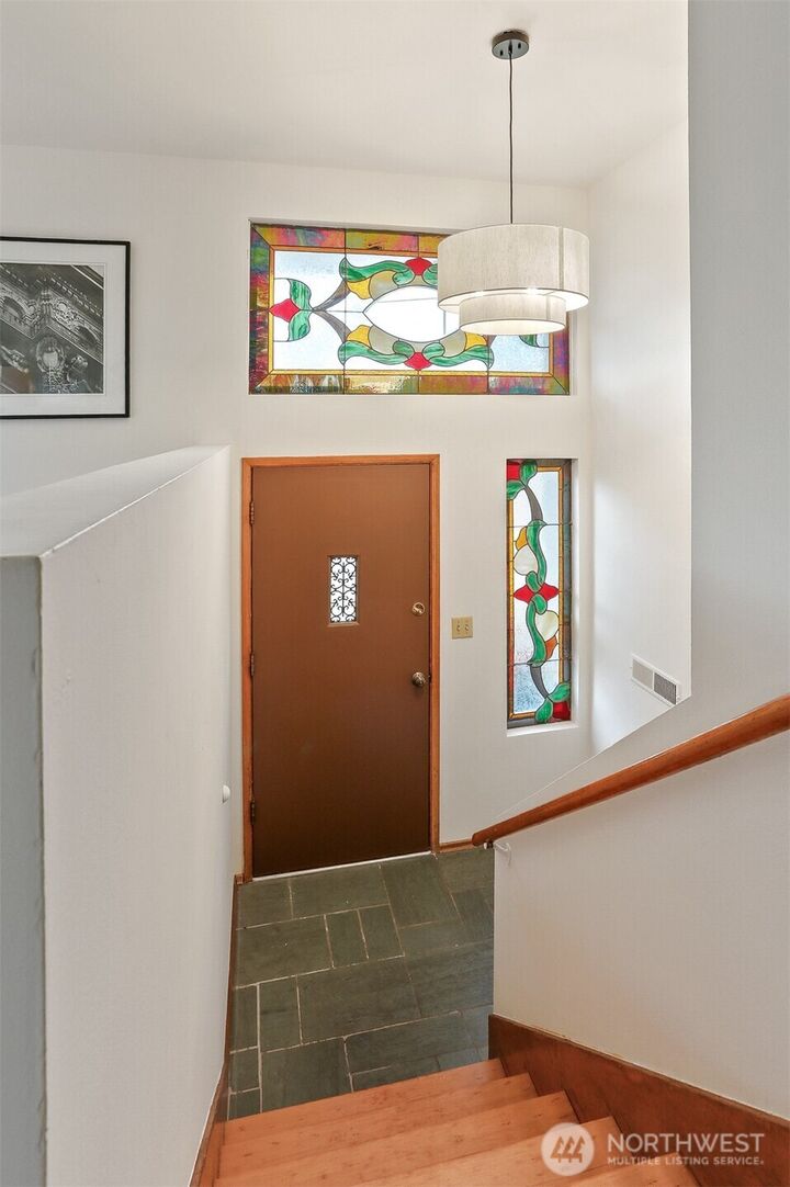 Property Photo: 1807 N 170th Street WA 98133