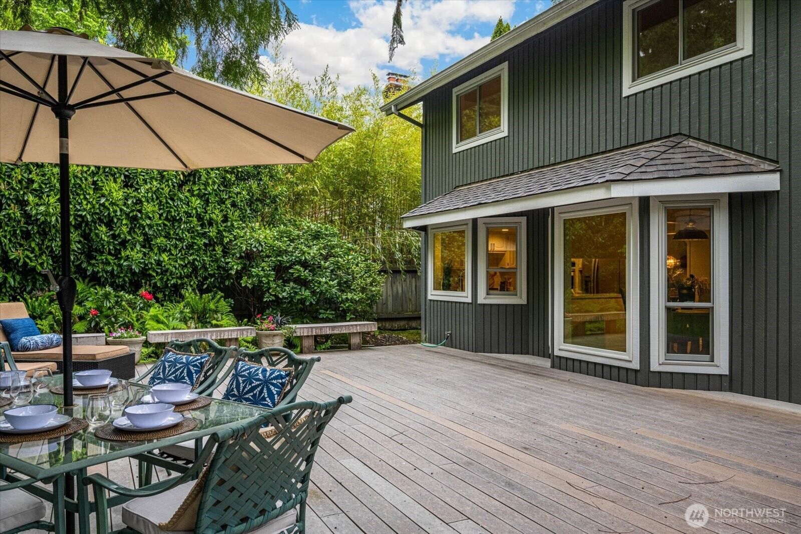 Property Photo:  14210  207th Place NE  WA 98077 