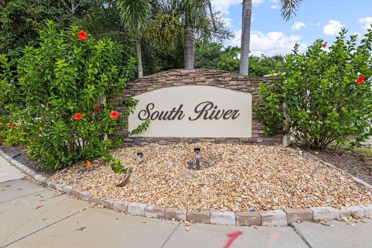 Property Photo: 511 SW South River Drive 103 FL 34997