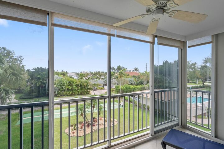 Property Photo:  2809 Florida Boulevard 307  FL 33483 