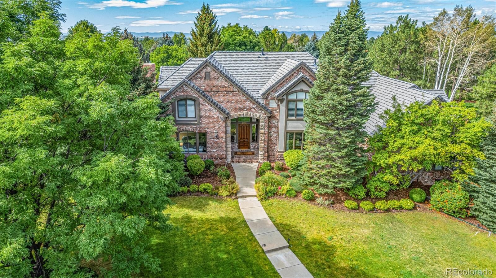 Property Photo:  4170 E Linden Lane  CO 80121