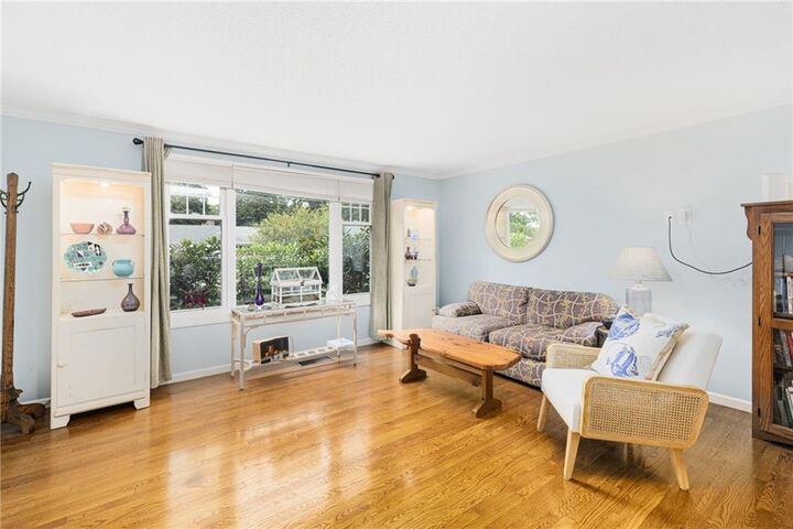 Property Photo:  18 Hanley Farm Road  RI 02885 