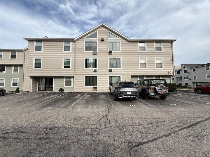 201 Woodlawn Avenue 304  North Providence RI 02904 photo