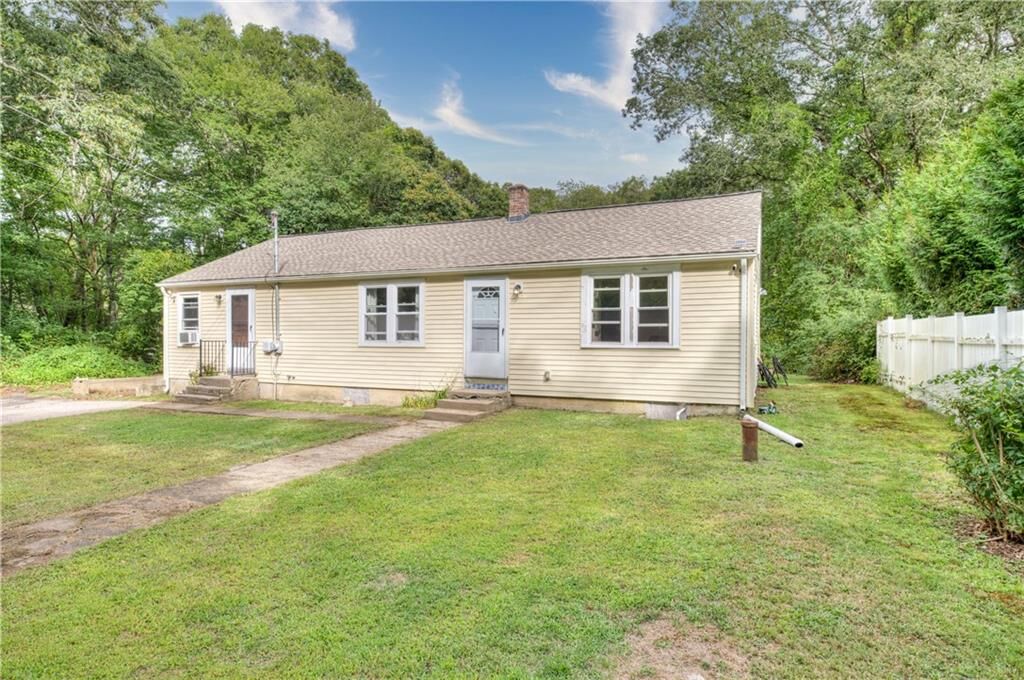 Property Photo: 917 Broad Rock Road RI 02879