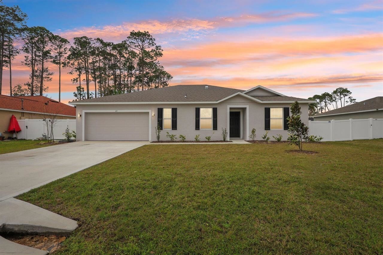 Property Photo: 65 Beacon Mill Ln FL 32137
