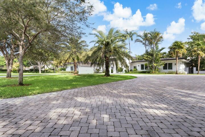 Property Photo: 6195 SW 133rd St FL 33156