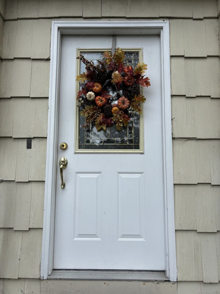 Property Photo:  6 Ken Oaks Drive  CT 06810 