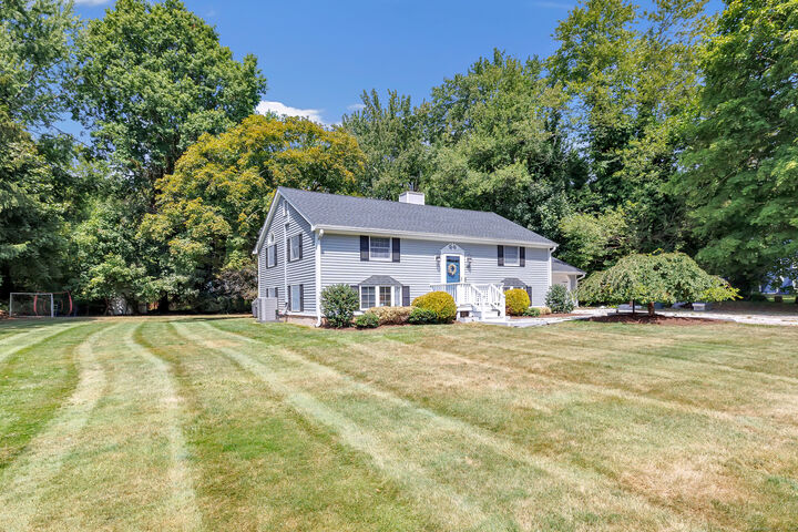 Property Photo:  99 Green Meadow Road  CT 06461 