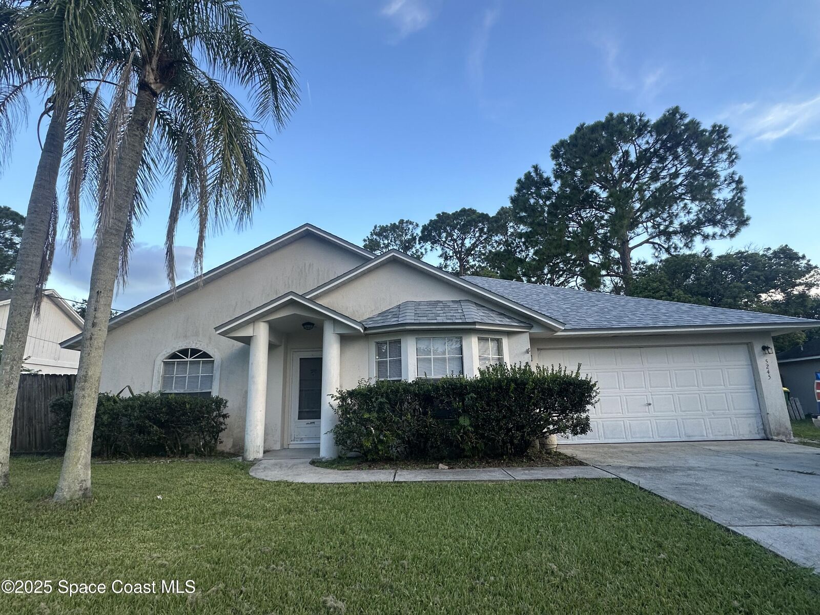 Property Photo:  5245 Holden Road  FL 32927 