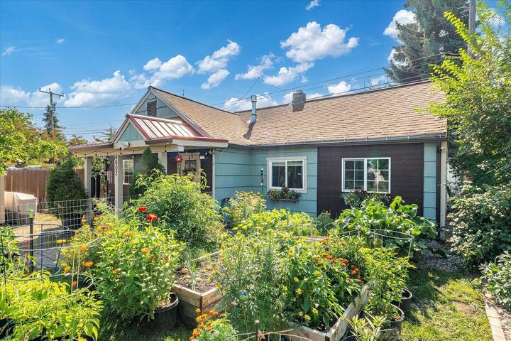 Property Photo:  4602 E 2nd Ave  WA 99212 