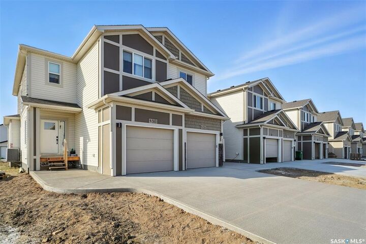 514 Myles Heidt Manor  Saskatoon SK S7W 0Z4 photo