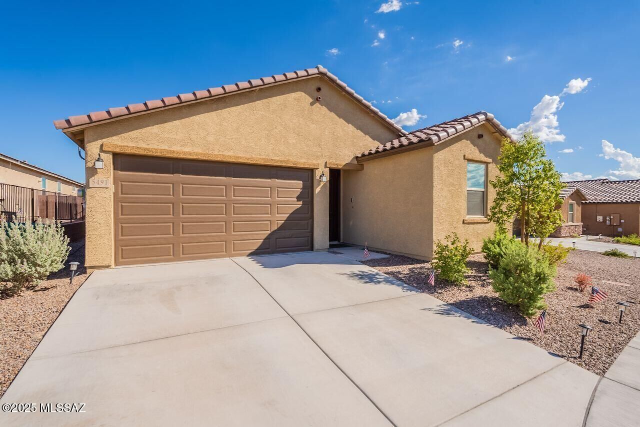 Property Photo:  5491 W Tumacacori Trail  AZ 85742 