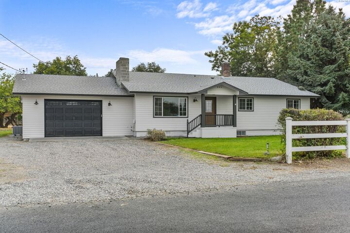 Property Photo:  228105 E Game Farm Road  WA 99336 