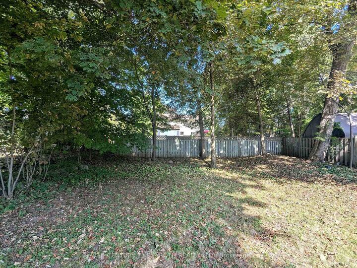 Property Photo: 696 Hastings Avenue ON L9S 1Z3