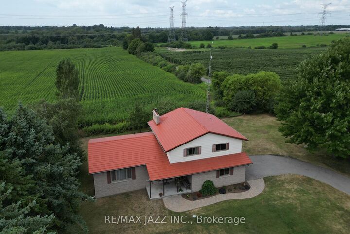Property Photo: 1404 Holt Road ON L1C 3K3