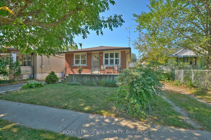 53 Concord Avenue  St. Catharines ON L2M 5N7 photo