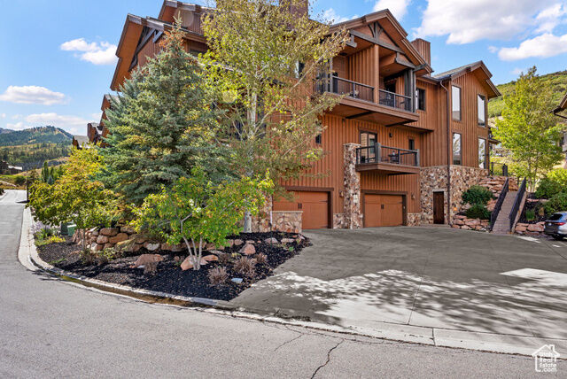 Property Photo:  4189 Willow Draw Dr 201  UT 84098 