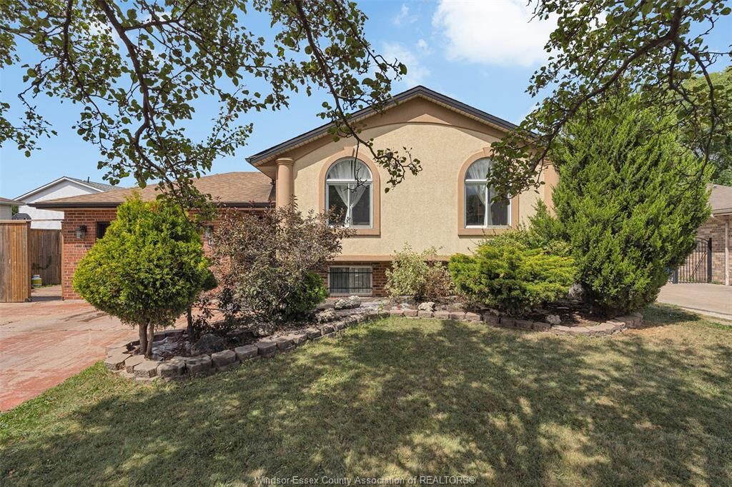 Property Photo:  1320 Hansen  ON N8W 5M8 