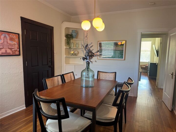 Property Photo: 1615 Enfield Road B TX 78703