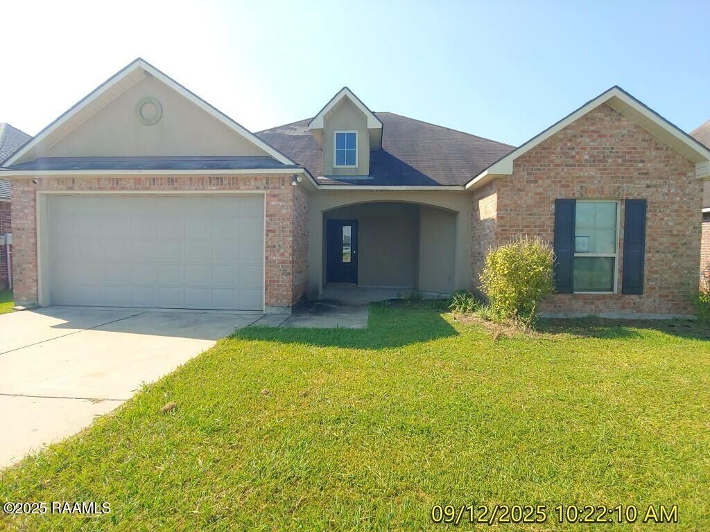 Property Photo: 214 Golden Lake Drive LA 70578