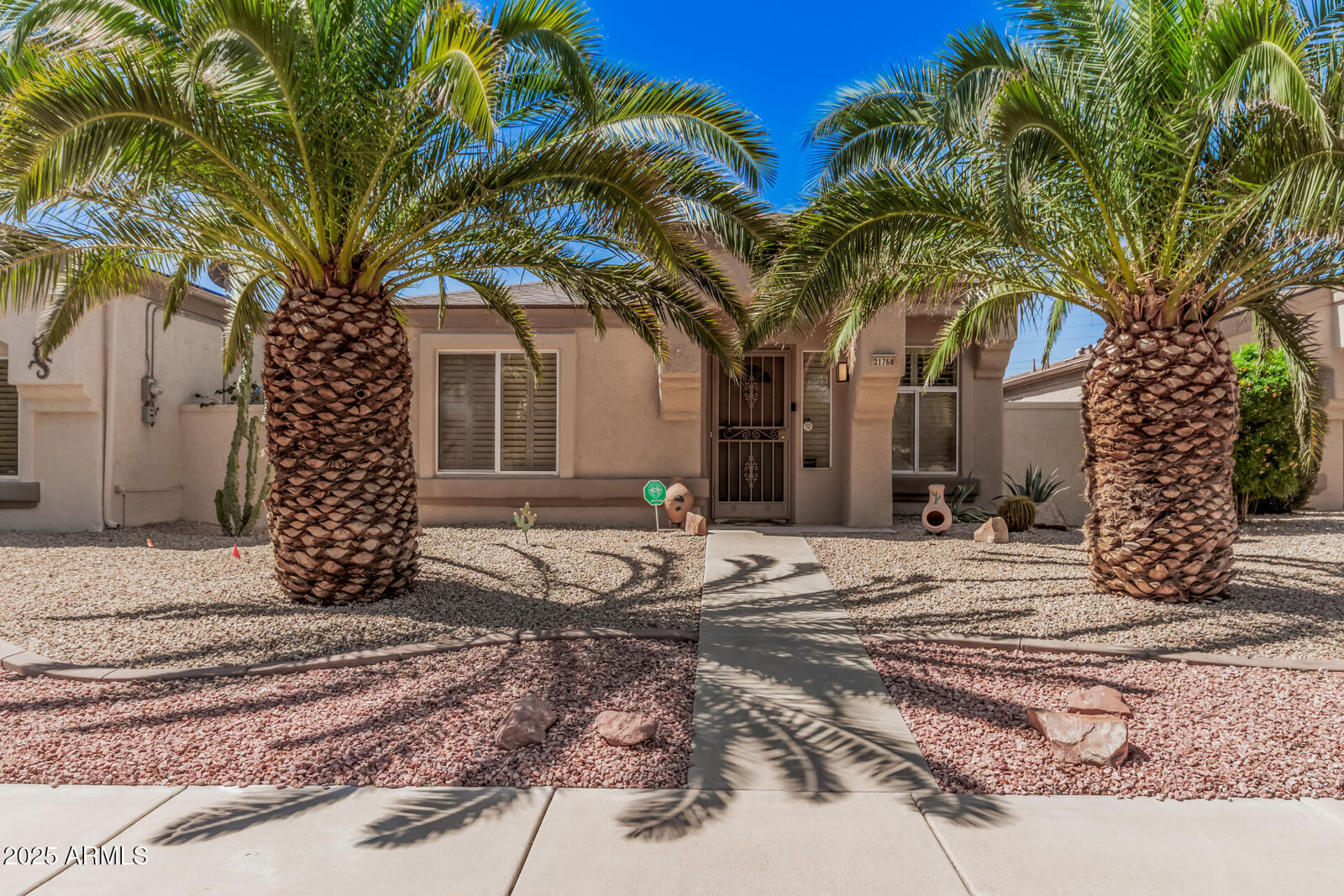 Property Photo: 21768 N Verde Ridge Drive AZ 85375
