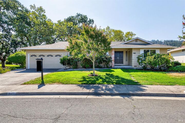 Property Photo: 511 Oak Vista Court CA 95409