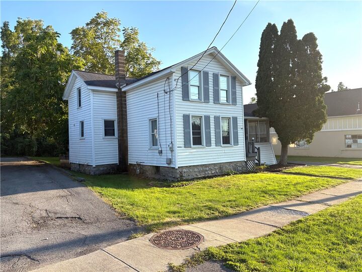 Property Photo:  33 W Williams Street  NY 13165 