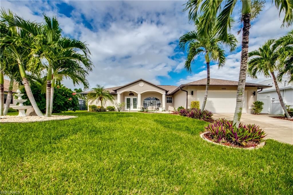 Property Photo: 4222 SW 25th Ct FL 33914